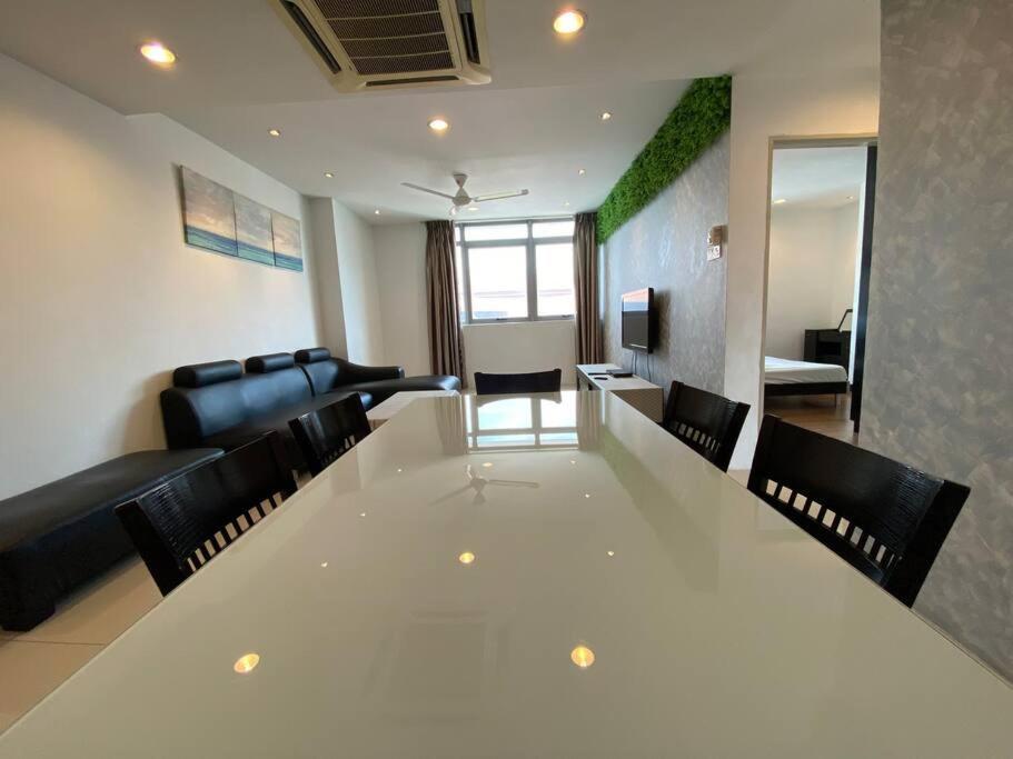 Spacious 3R,2R,Studio 5Min Walk To Time Square,Lalaport, Pool,Gym,Wifi Apartment Kuala Lumpur Exterior foto