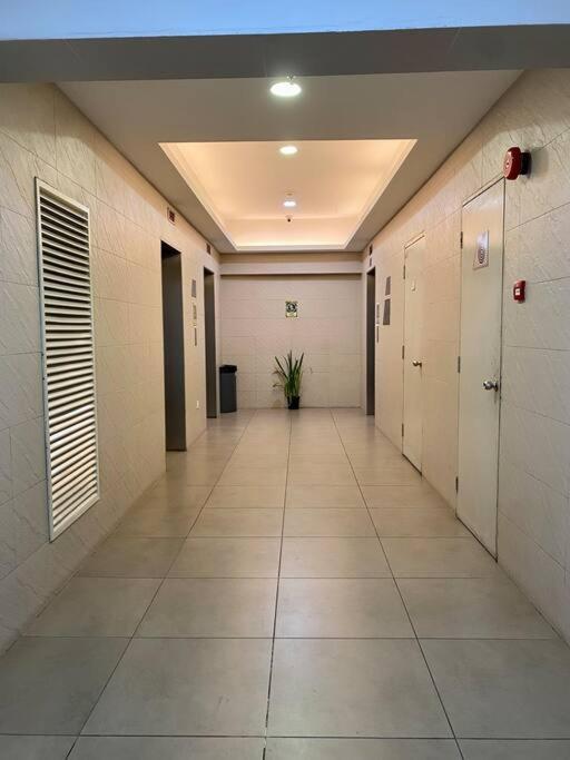 Spacious 3R,2R,Studio 5Min Walk To Time Square,Lalaport, Pool,Gym,Wifi Apartment Kuala Lumpur Exterior foto
