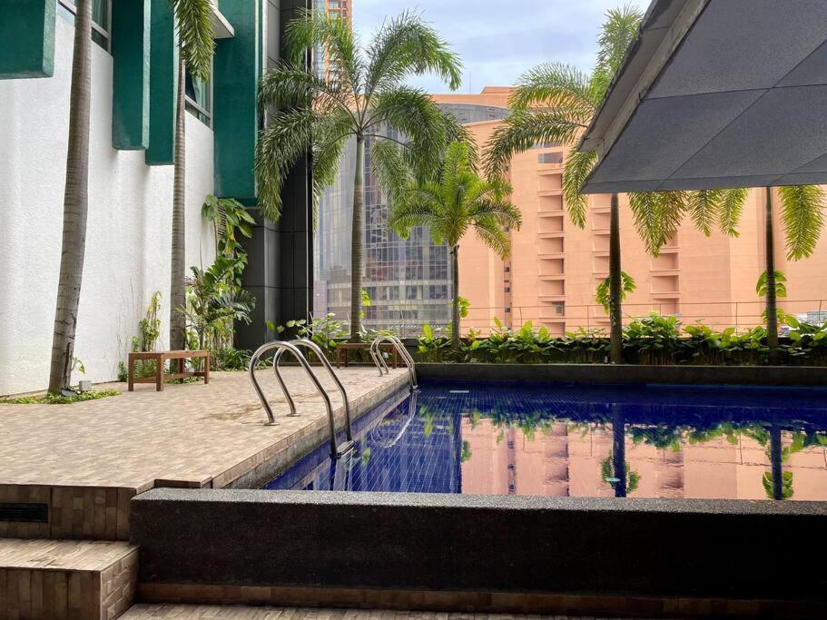 Spacious 3R,2R,Studio 5Min Walk To Time Square,Lalaport, Pool,Gym,Wifi Apartment Kuala Lumpur Exterior foto