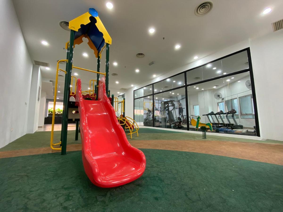Spacious 3R,2R,Studio 5Min Walk To Time Square,Lalaport, Pool,Gym,Wifi Apartment Kuala Lumpur Exterior foto