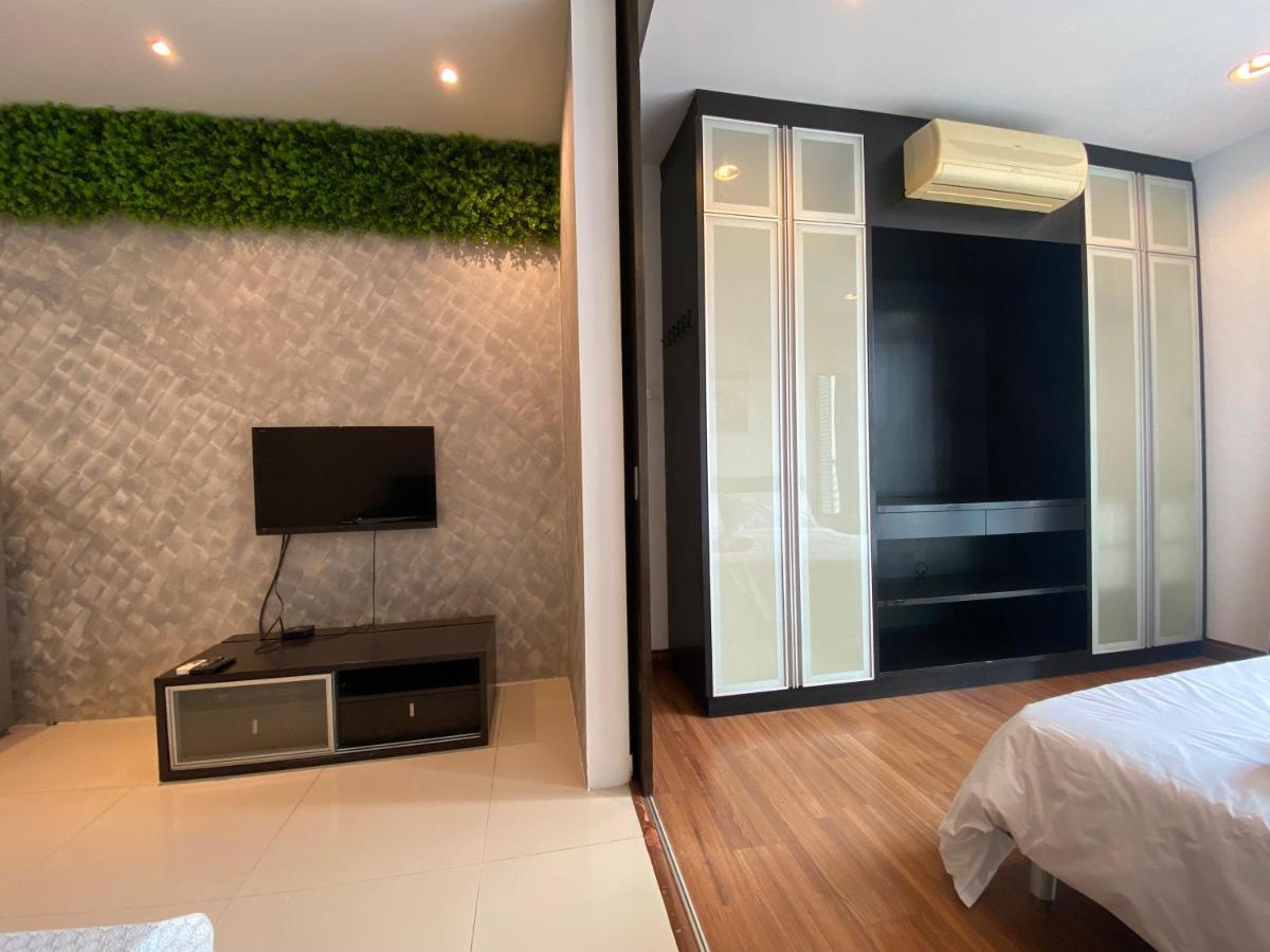 Spacious 3R,2R,Studio 5Min Walk To Time Square,Lalaport, Pool,Gym,Wifi Apartment Kuala Lumpur Exterior foto