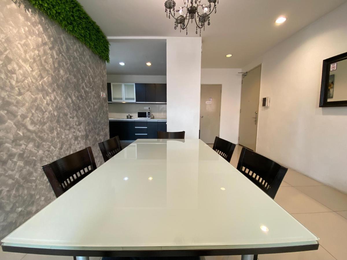 Spacious 3R,2R,Studio 5Min Walk To Time Square,Lalaport, Pool,Gym,Wifi Apartment Kuala Lumpur Exterior foto