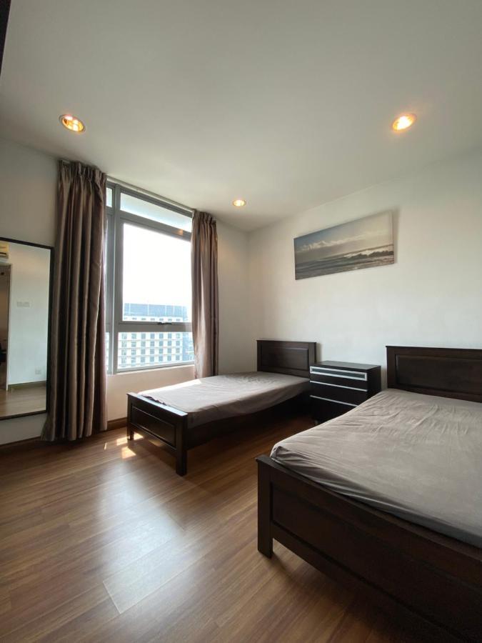 Spacious 3R,2R,Studio 5Min Walk To Time Square,Lalaport, Pool,Gym,Wifi Apartment Kuala Lumpur Exterior foto