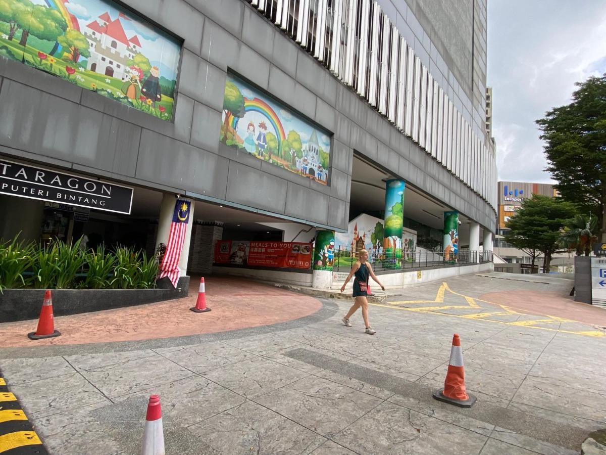 Spacious 3R,2R,Studio 5Min Walk To Time Square,Lalaport, Pool,Gym,Wifi Apartment Kuala Lumpur Exterior foto